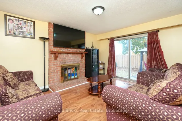 Additional image 15 of 19 Mikado Cres