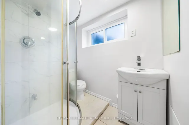 Additional image 30 of 66 Lloydminster Cres