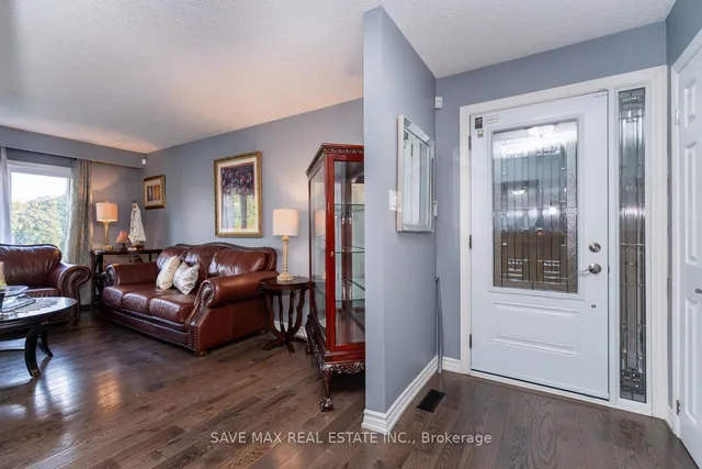 Additional image 6 of 8 Edwin Dr