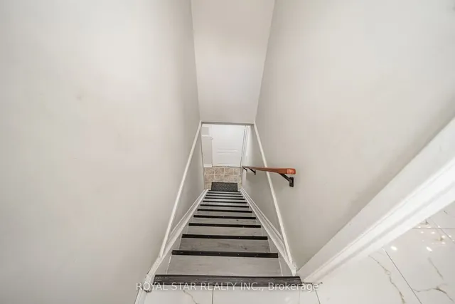 Additional image 20 of 7745 Priory Cres