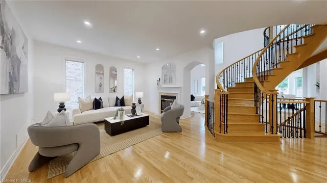 Additional image 2 of 2238 Lyndhurst Dr