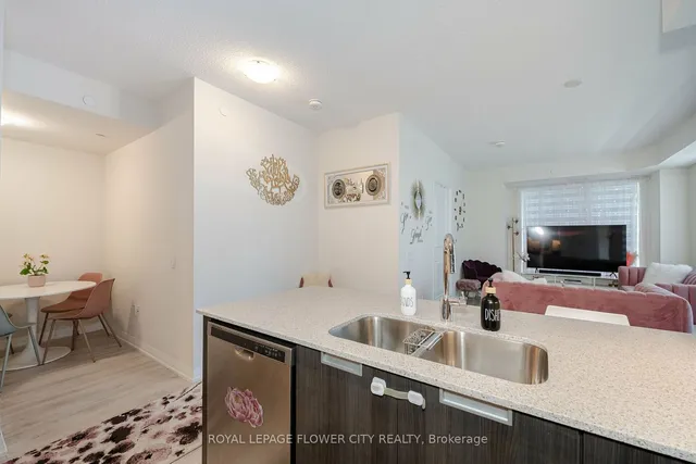 Additional image 10 of 65 Watergarden Dr Unit 709