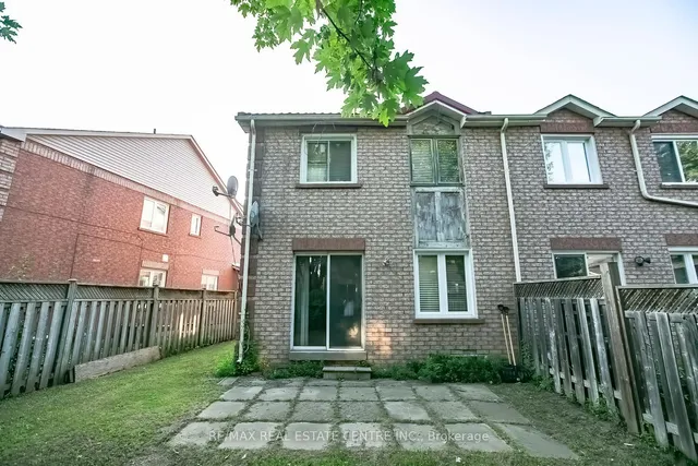Additional image 34 of 129 Lent Cres