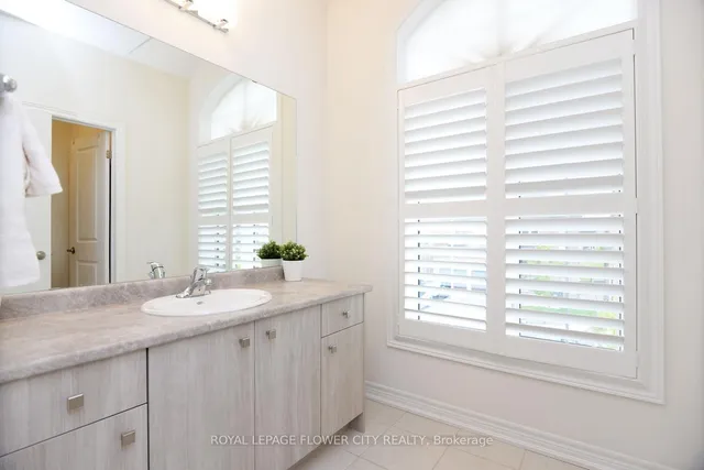 Additional image 30 of 28 Hawtrey Rd