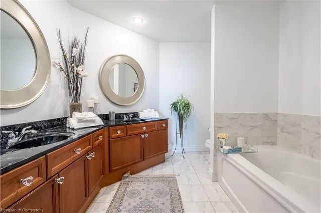 Additional image 13 of 1477 Lakeshore Rd Unit 304