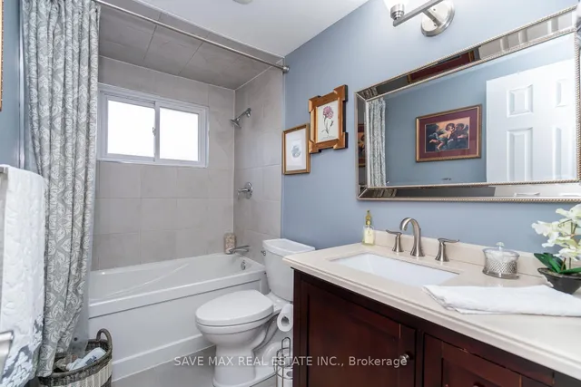 Additional image 22 of 8 Edwin Dr