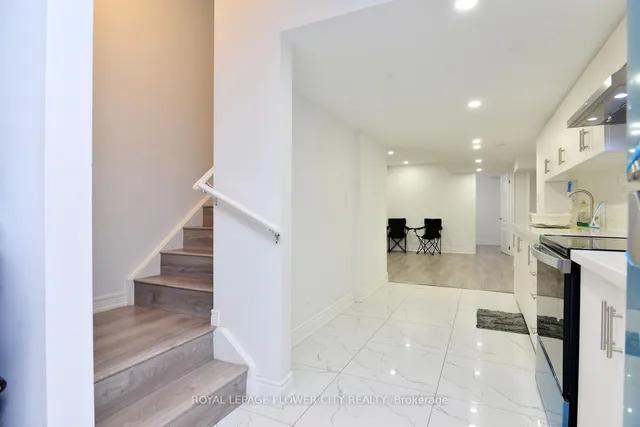 Additional image 33 of 28 Hawtrey Rd