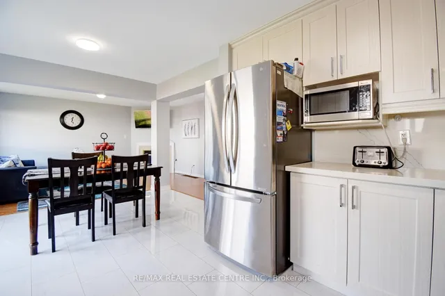 Additional image 13 of 103 Botavia Downs Dr