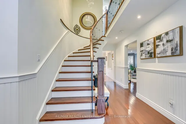 Additional image 17 of 2892 Arlington Dr