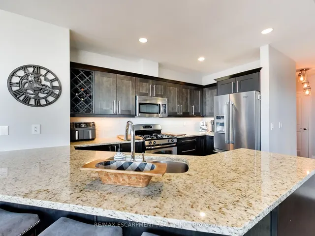 Additional image 19 of 360 PEARL St Unit 1601