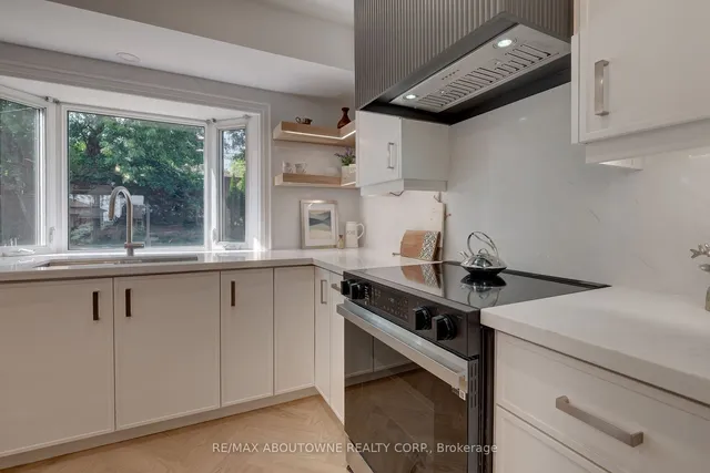 Additional image 21 of 2435 Cyprus Ave