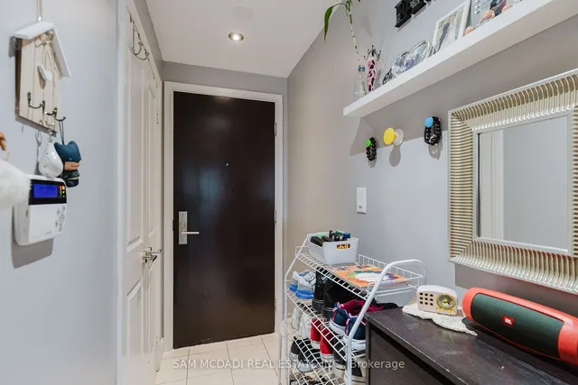 Additional image 6 of 50 Absolute Ave Unit 1003