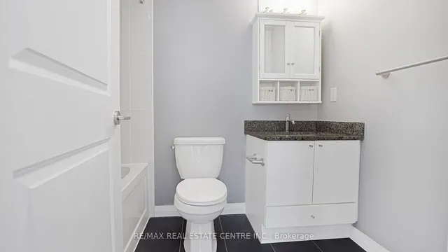 Additional image 34 of 75 Eglinton Ave Unit 902