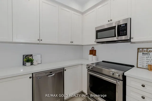 Additional image 9 of 3485 Fourth Line