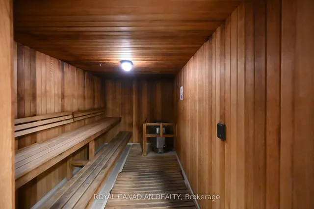 Additional image 33 of 25 Town Centre Crt Unit 701