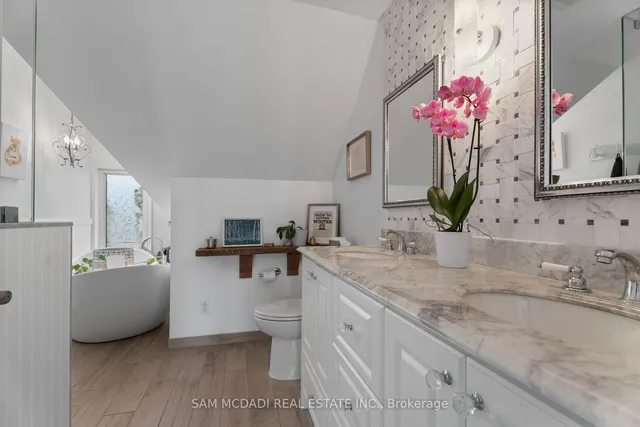 Additional image 23 of 951 Dundas St