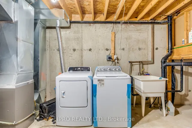 Additional image 33 of 6028 Silken Laumann Way