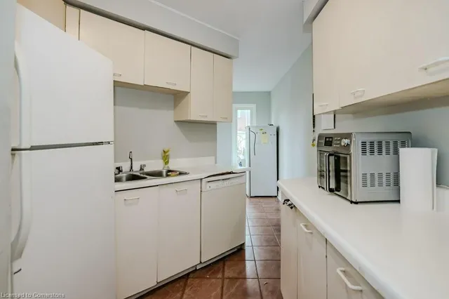 Additional image 7 of 5020 Delaware Dr Unit 38