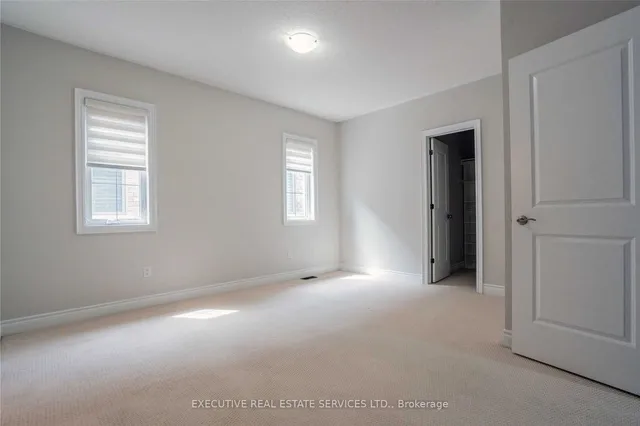 Additional image 26 of 48 Foothills Cres