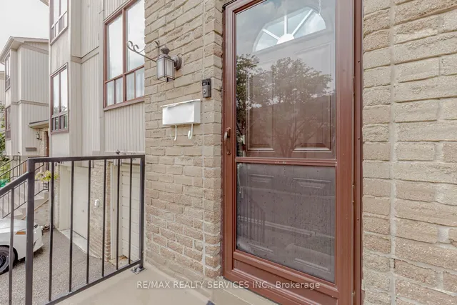 Additional image 5 of 82 Guildford Cres Unit 82