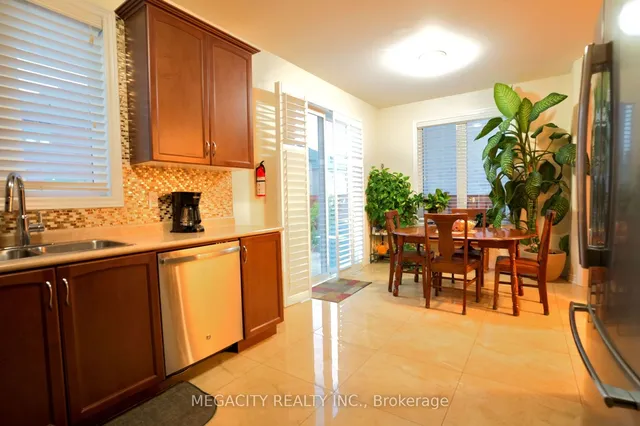 Additional image 19 of 22 Durango Dr