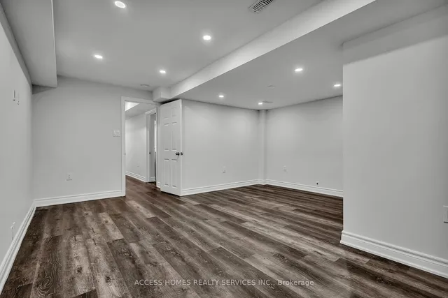 Additional image 34 of 100 Padbury Tr