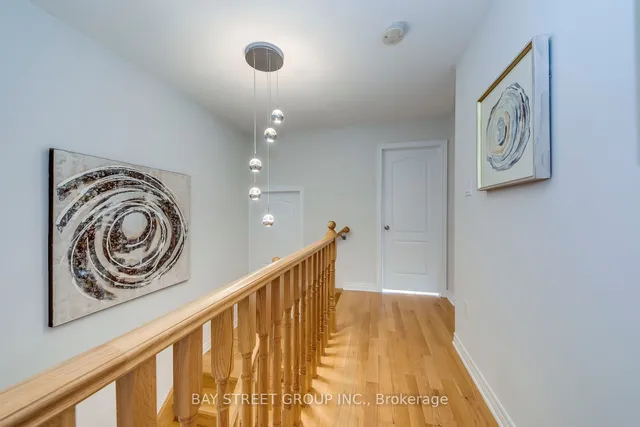 Additional image 20 of 1277 Craigleith Rd