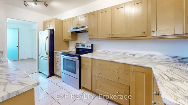 Additional image 10 of 130 Neptune Dr Unit 906