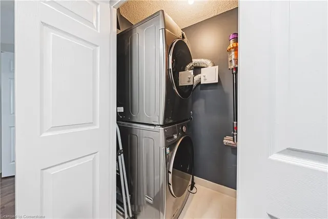 Additional image 28 of 45 Kingsbridge Garden Cir Unit 1502