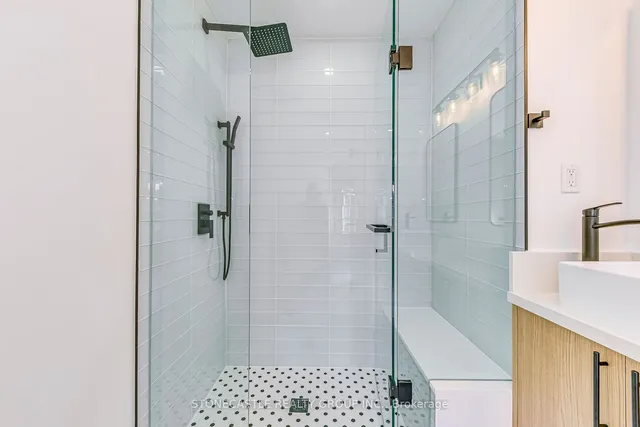 Additional image 24 of 2341 Parkhaven Blvd Unit 5