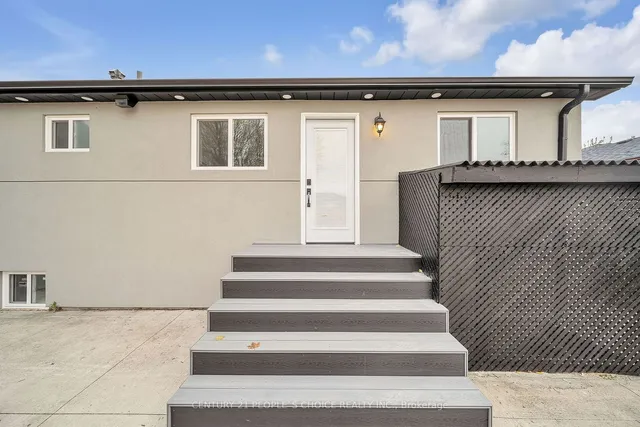 Additional image 36 of 3643 Woodruff Cres