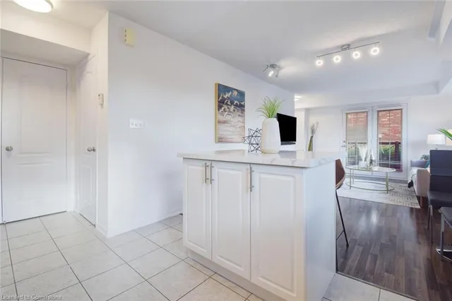 Additional image 35 of 2508 Post Road Rd Unit 32