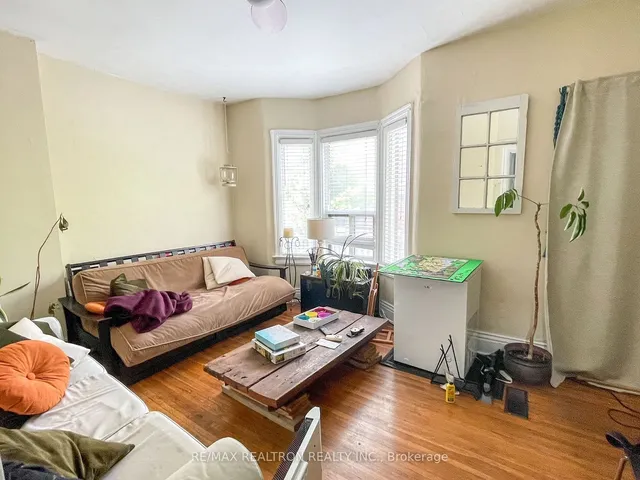 Additional image 23 of 82A Augusta Ave