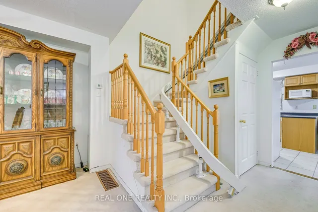 Additional image 19 of 384 Kittridge Rd