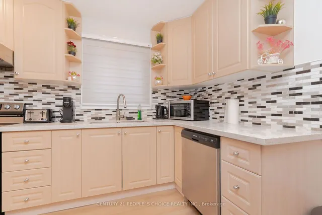 Additional image 14 of 362 Kingsbridge Garden Circ