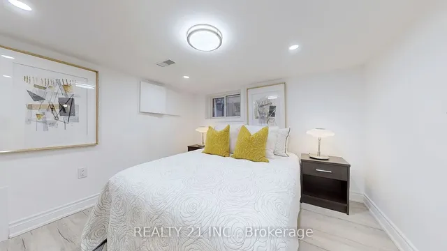 Additional image 31 of 92 King Edward Ave