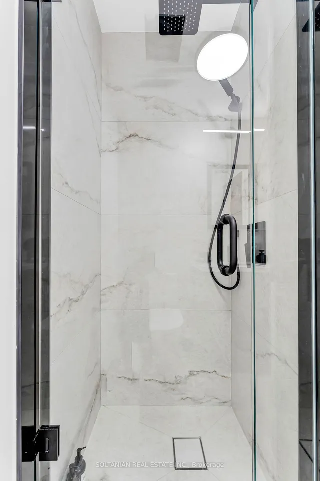 Additional image 9 of 55 Bremner Blvd Unit 1510