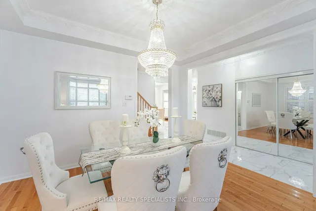 Additional image 10 of 30 Latania Blvd