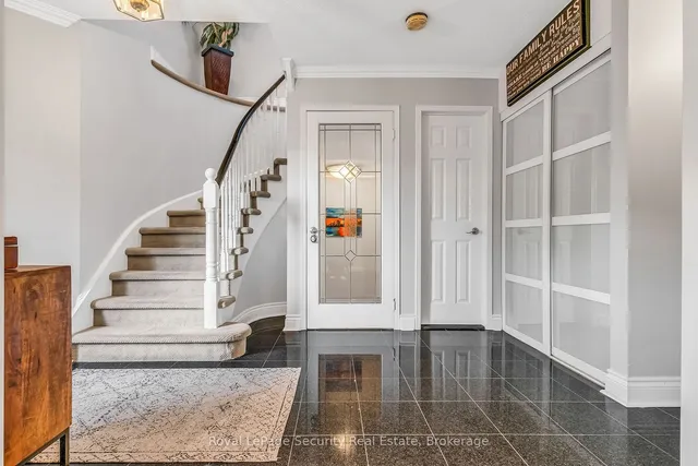 Additional image 4 of 654 Ashprior Ave