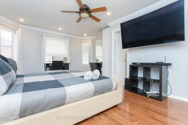 Additional image 22 of 835 Stonebridge Ave