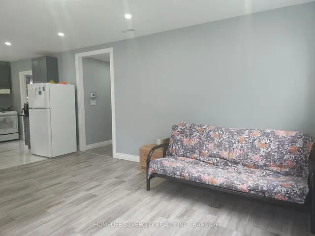 Additional image 13 of 3035 Victory Cres