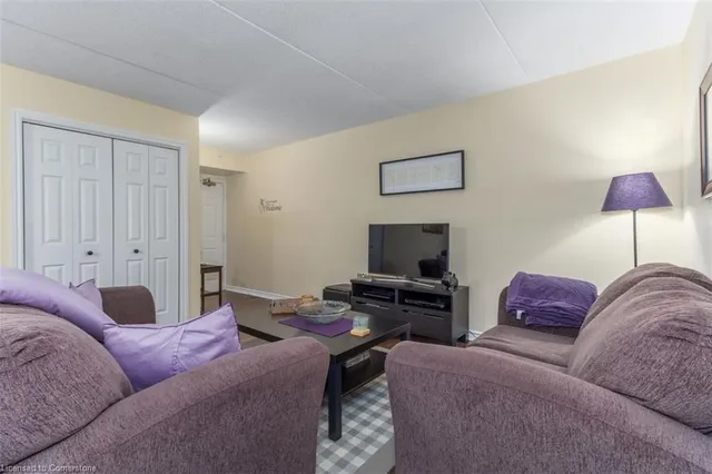 Additional image 6 of 1411 Walker's Line Unit 216