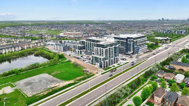 Additional image 2 of 405 Dundas St Unit 102