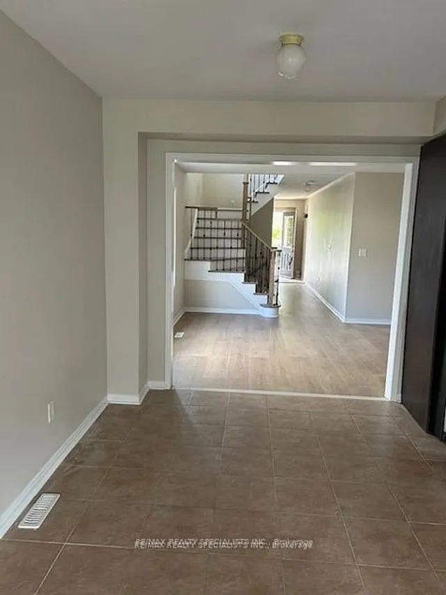 Additional image 10 of 4867 Verdi St