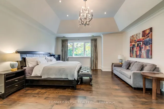 Additional image 20 of 1052 Melvin Ave