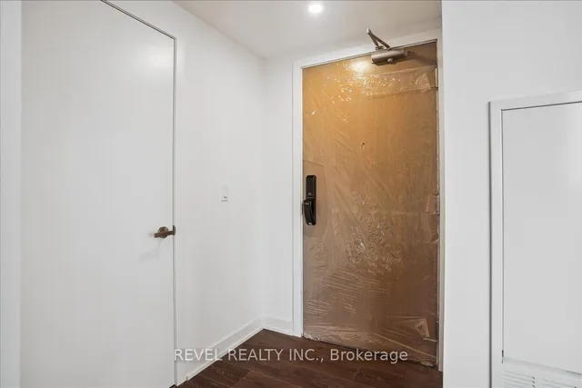 Additional image 7 of 370 Martha St Unit 1910