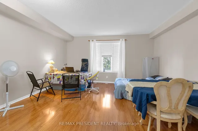 Additional image 17 of 103 Cedar Lake Cres