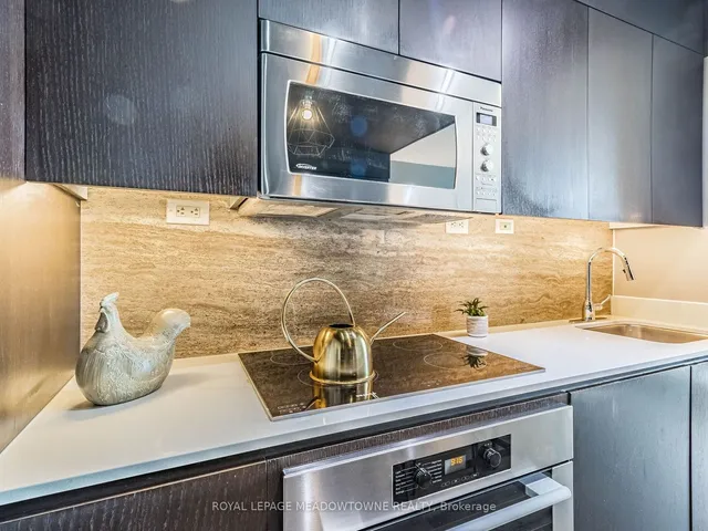 Additional image 8 of 10 Capreol Crt Unit 305