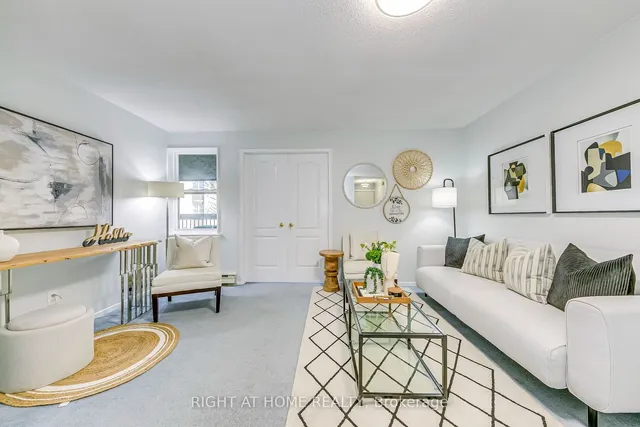 Additional image 2 of 1055 Dundas St Unit 202