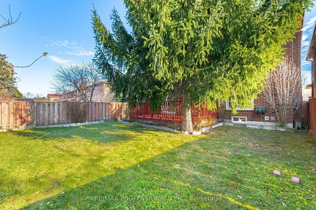 Additional image 35 of 141 Kingsbridge Garden Circ